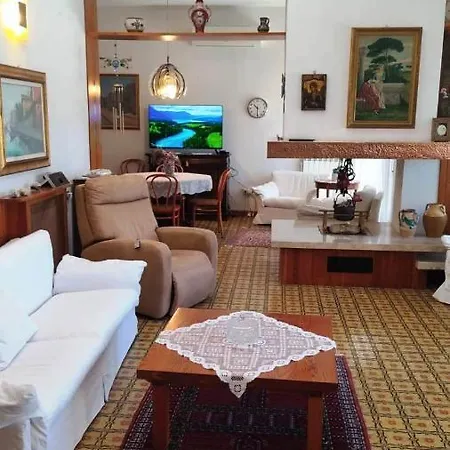 Вилла Residenza Cavalluccio Marino Ле-Кастелла