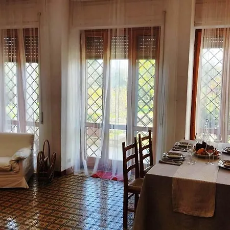 Residenza Cavalluccio Marino * Ле-Кастелла